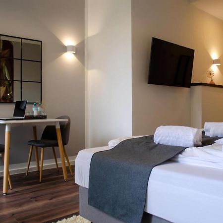 Homely Stay Studio 7 - Elegant Self-Check-In Studio For Urban Travelers Munich Luaran gambar